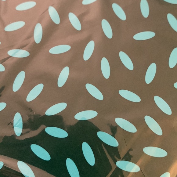 Free with purchase. Wrapping paper - Picture 3 of 5